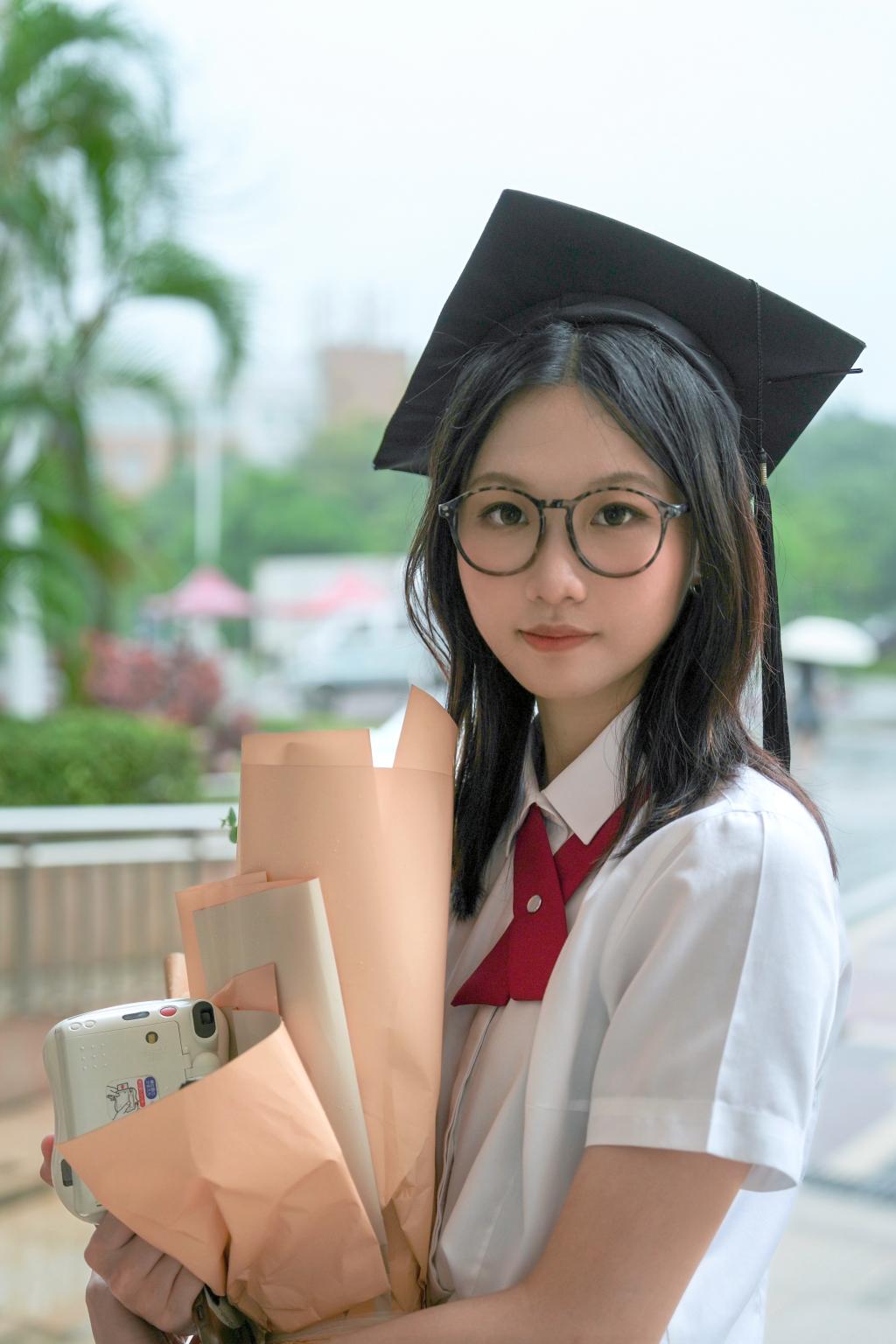 刘潆濠在广外.jpg 伟德bv国际体育